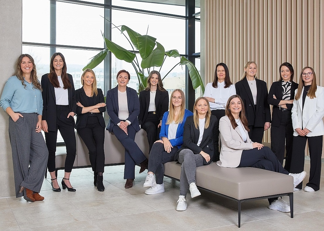Gruppenbild des Vetter-Recruitingteams am Empfang des Headquarters