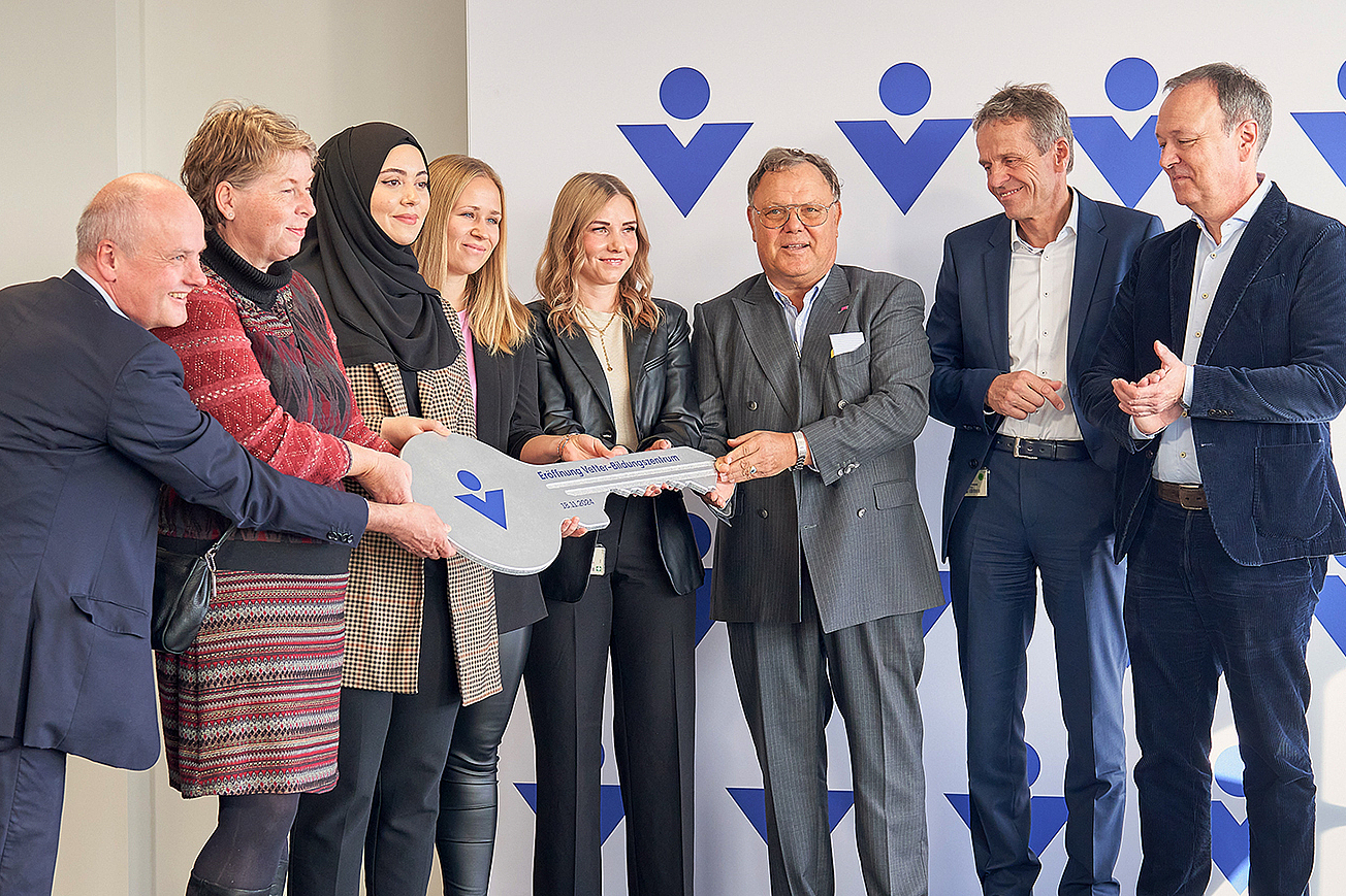 Vetter eröffnet hochmodernes Bildungszentrum in Ravensburg