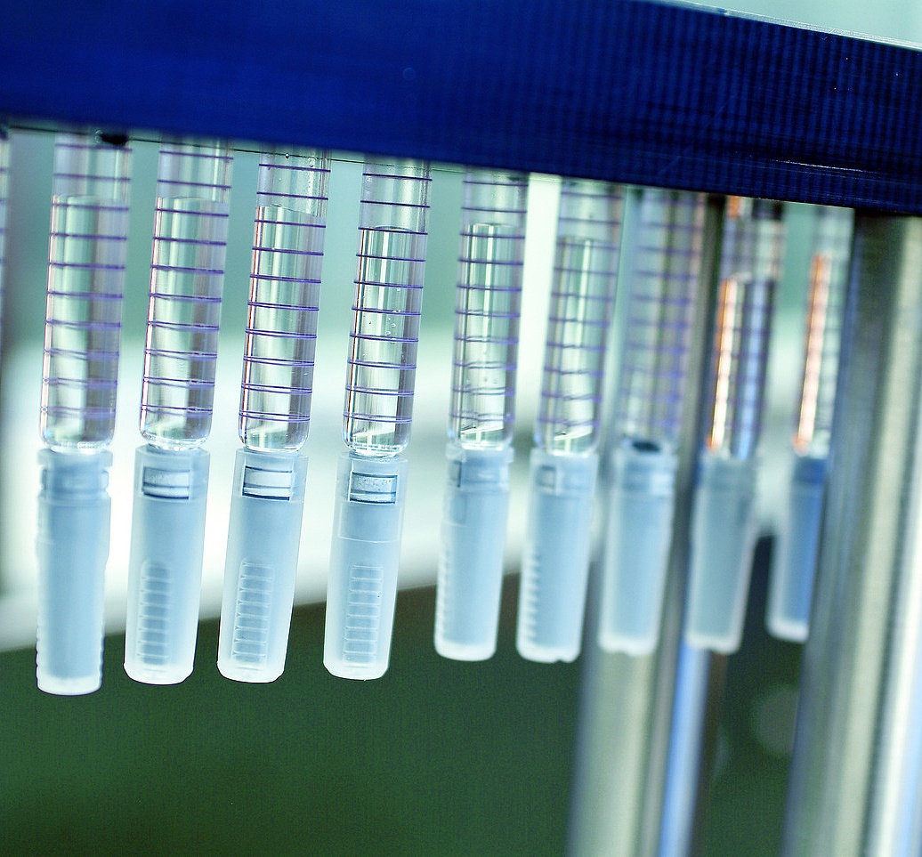 prefilled injectables traveling down a fill finish manufacturing line
