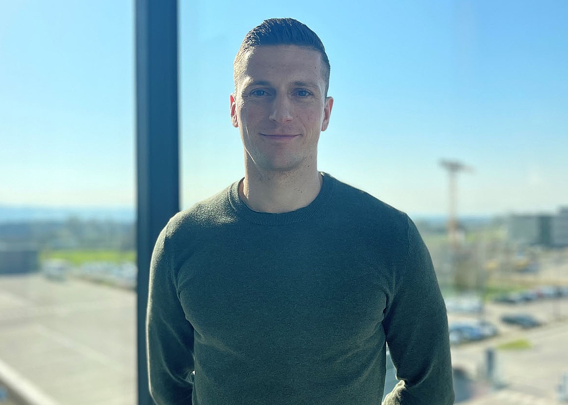 Portraitbild von einem Mitarbeiter 