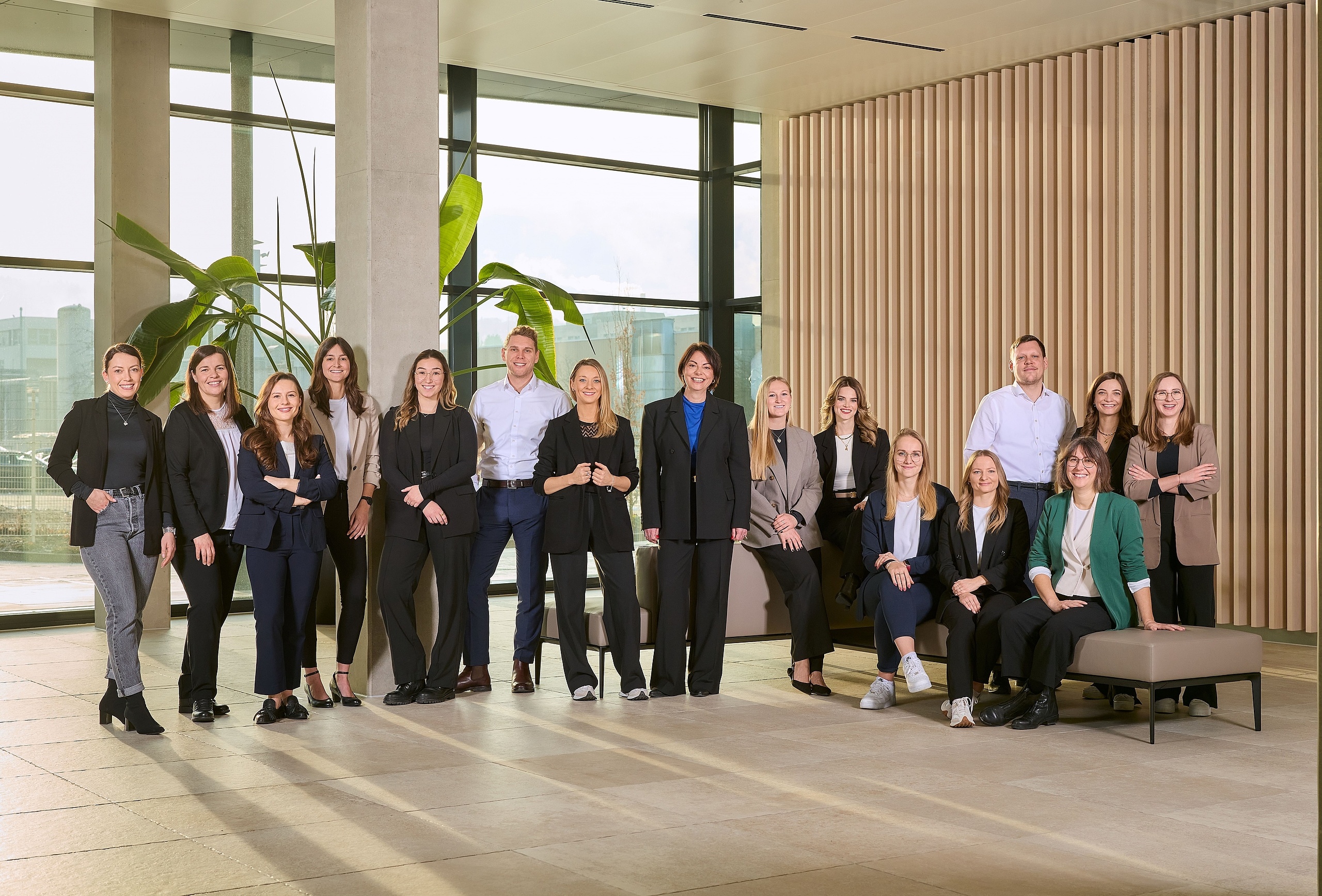 Gruppenbild des Vetter-Recruitingteams am Empfang des Headquarters