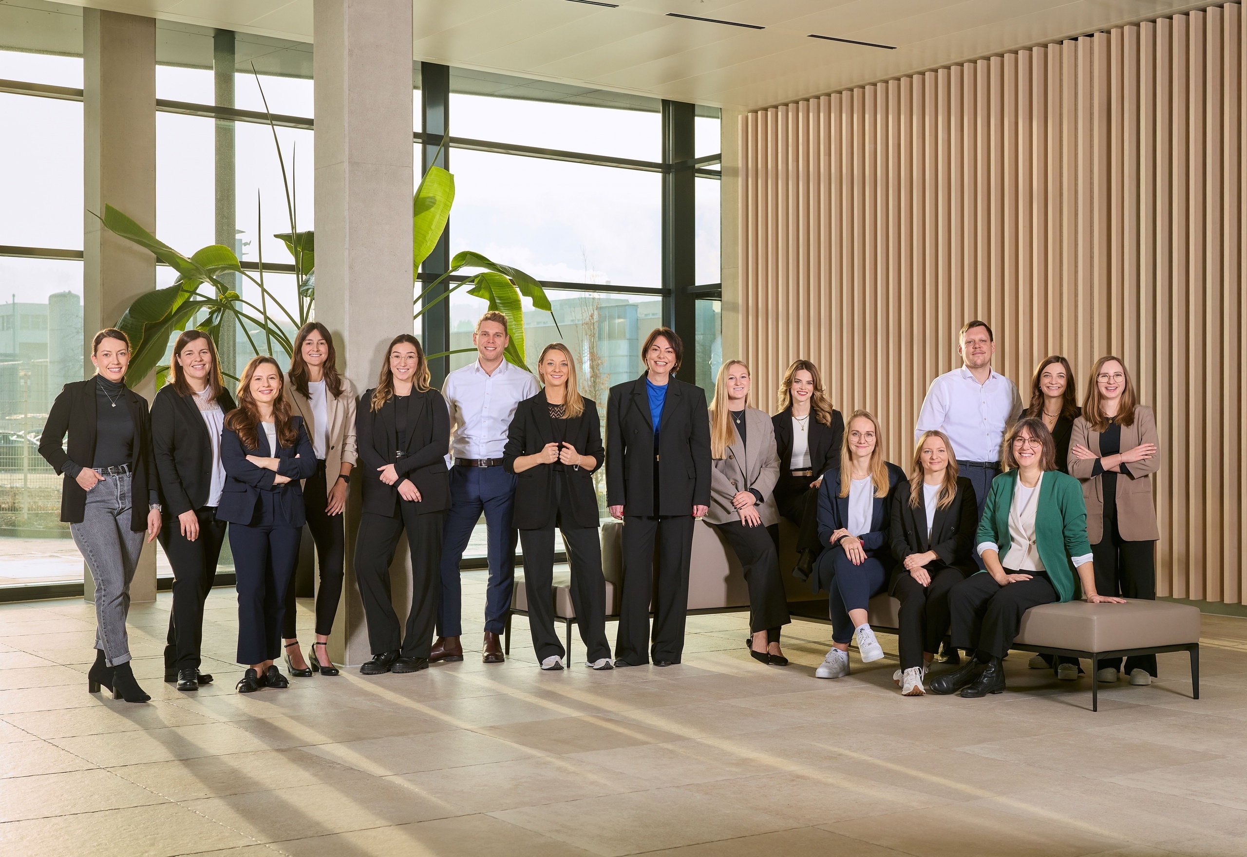 Gruppenbild des Vetter-Recruitingteams am Empfang des Headquarters