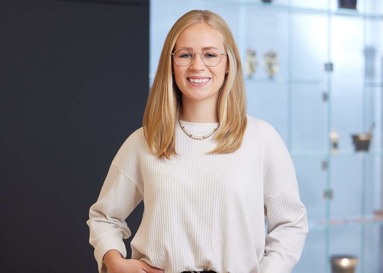 Portrait von Carmen Jäger, Auszubildende Chemielaborantin bei Vetter