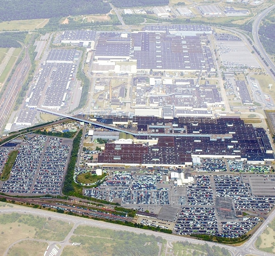 Luftaufnahme der von Vetter erworbenen 40 Hektar großen Baufläche in Saarlouis für den neuen Produktionsstandort