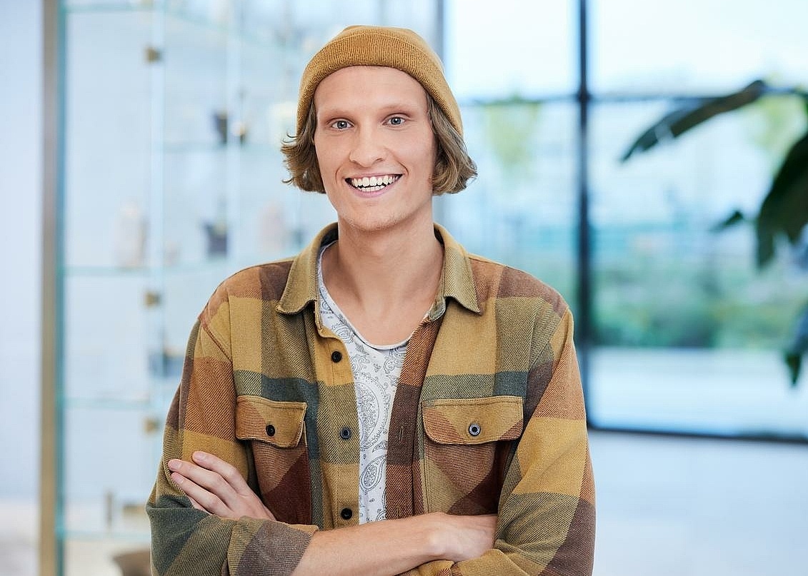 Portraitbild von einem Mitarbeiter 