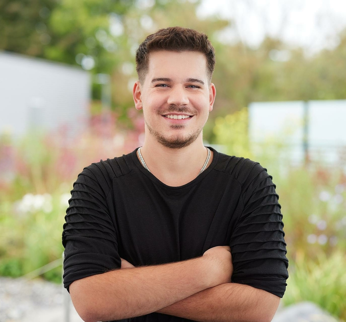 Portraitbild von einem Mitarbeiter