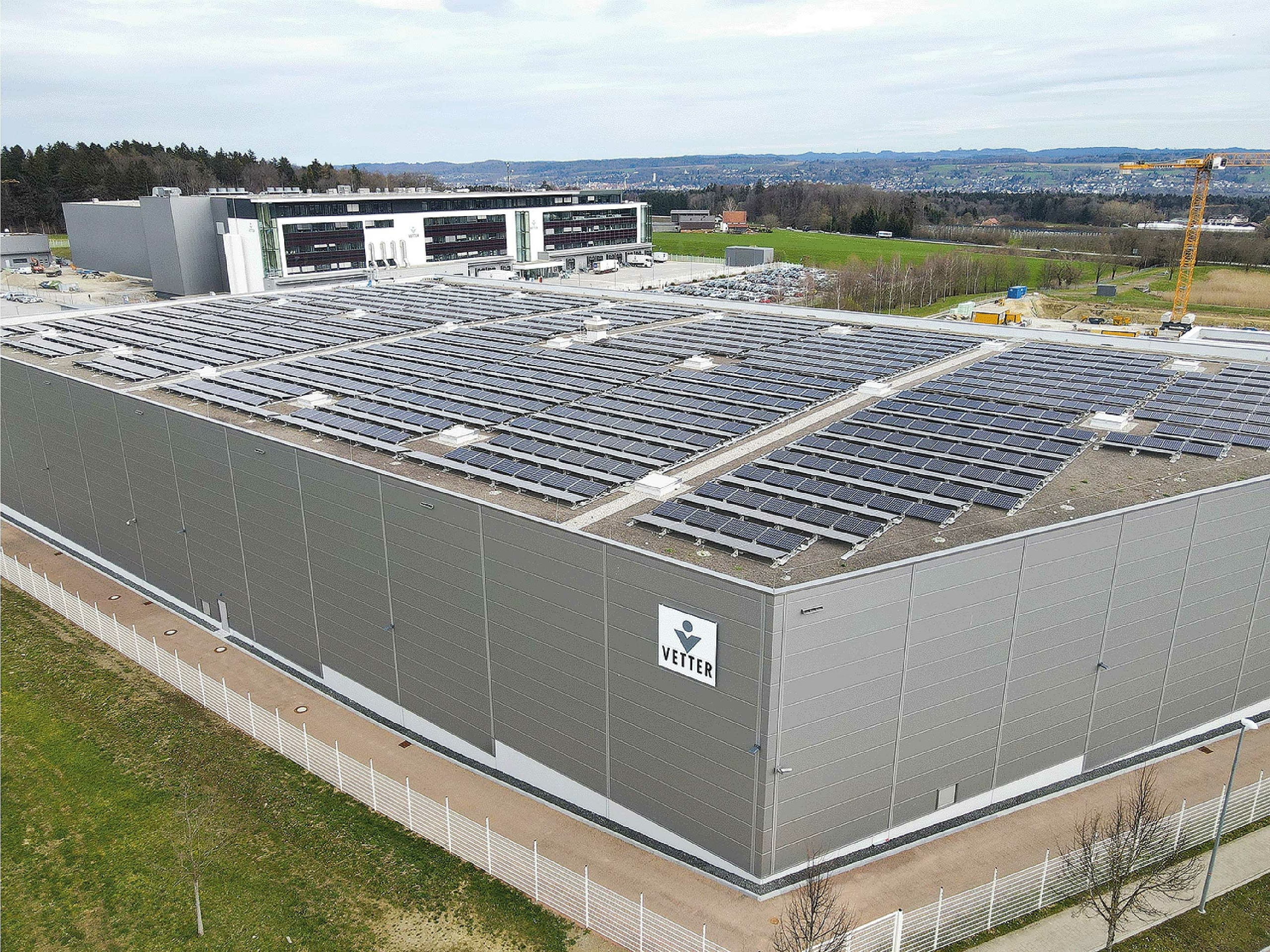 Photovoltaik auf dem neuen Lagergebäude 