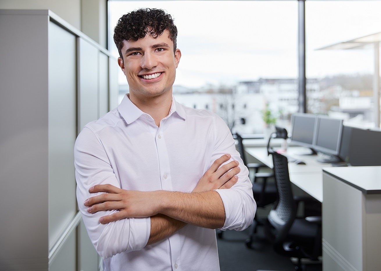 Portrait von Noah, Auszubildender Industriekaufmann bei Vetter