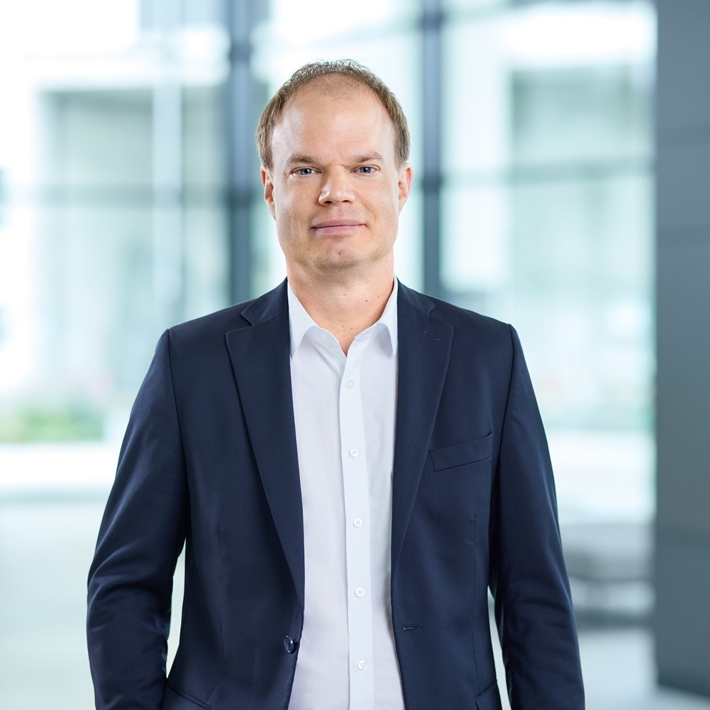 Portrait Senior Vice President Lars Hahn