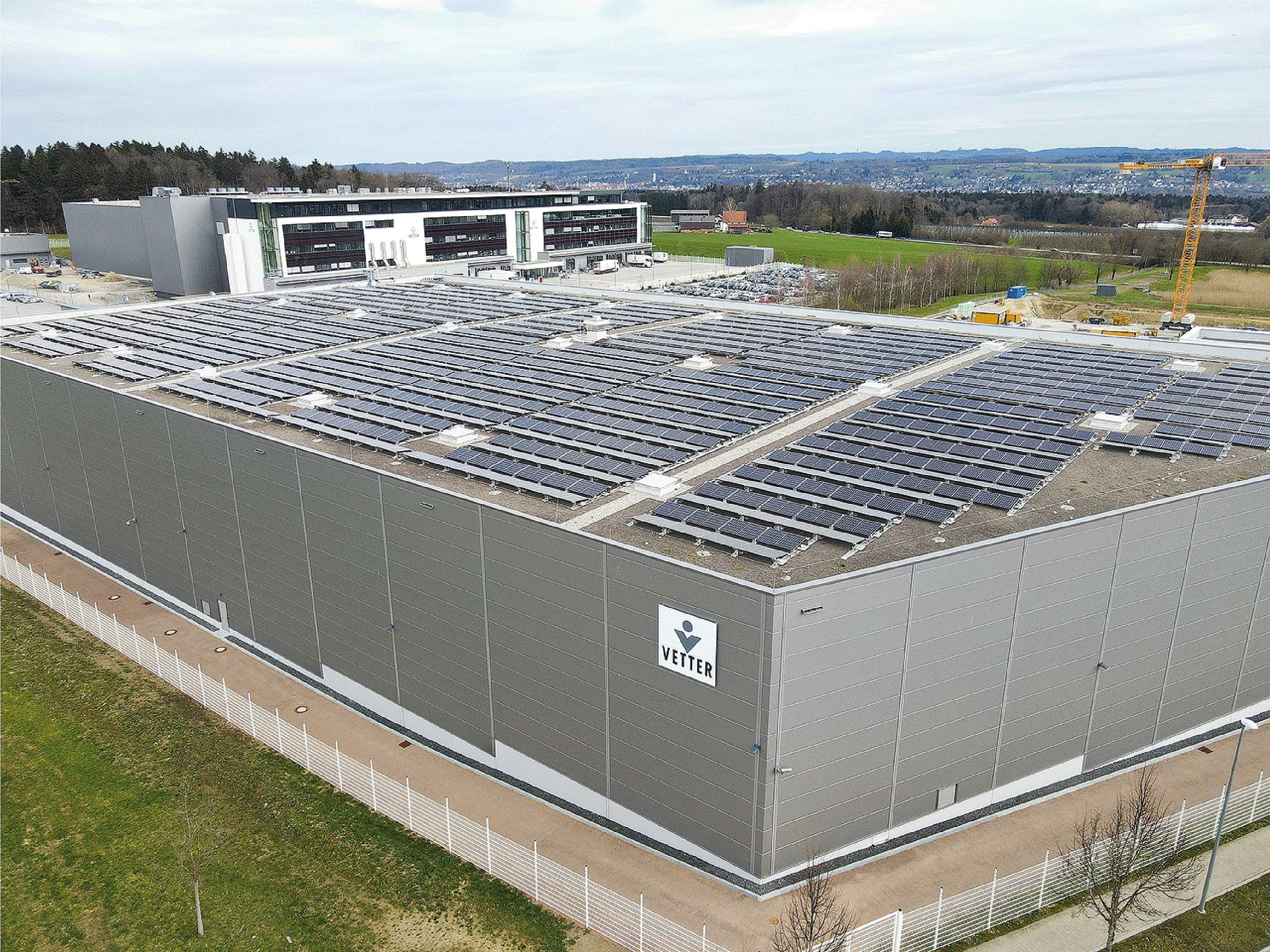 Photovoltaik auf dem neuen Lagergebäude