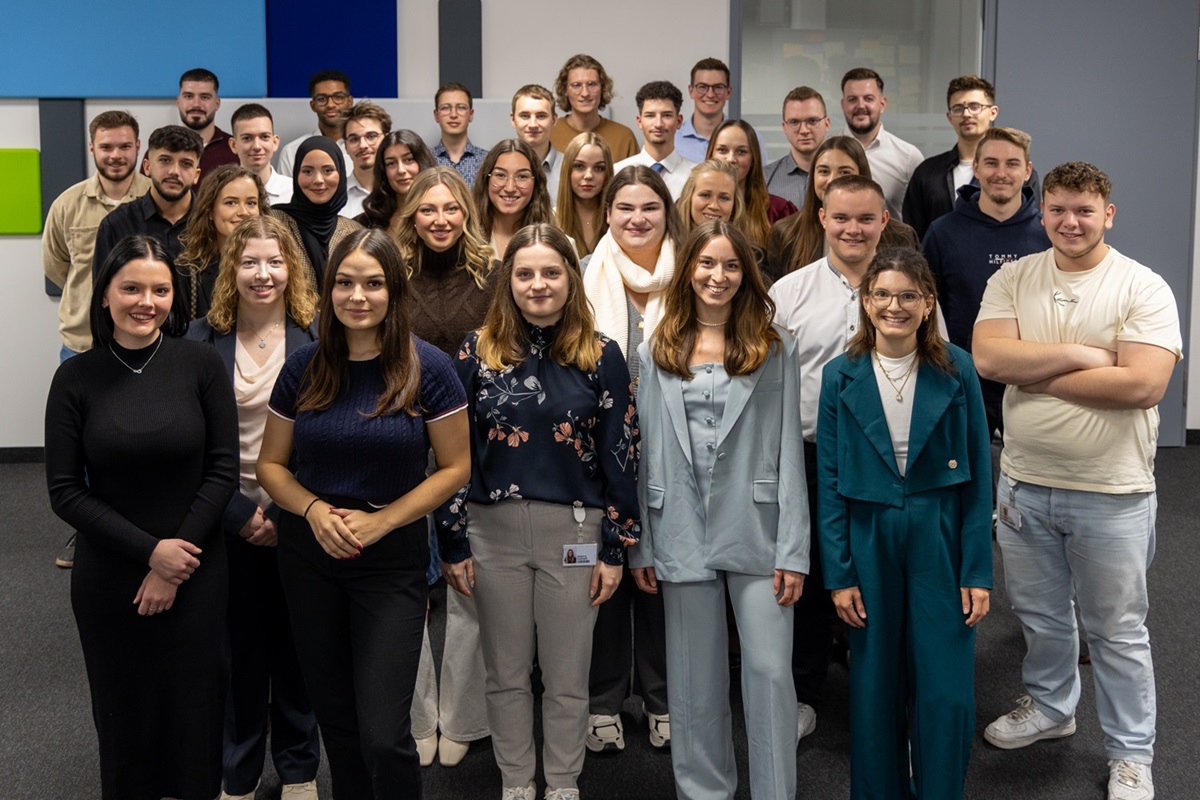 Gruppenfoto von Absolventen von Vetter