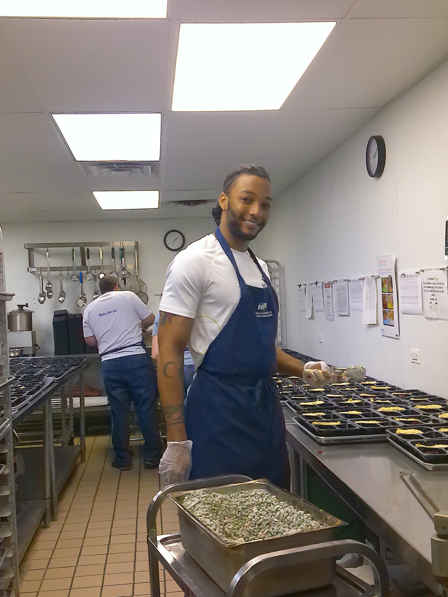 Meals on wheels in VDS Chicago 