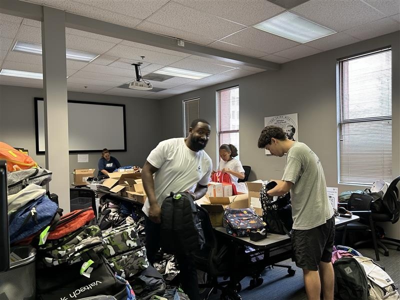 Vetter goes Social Operation Backpack