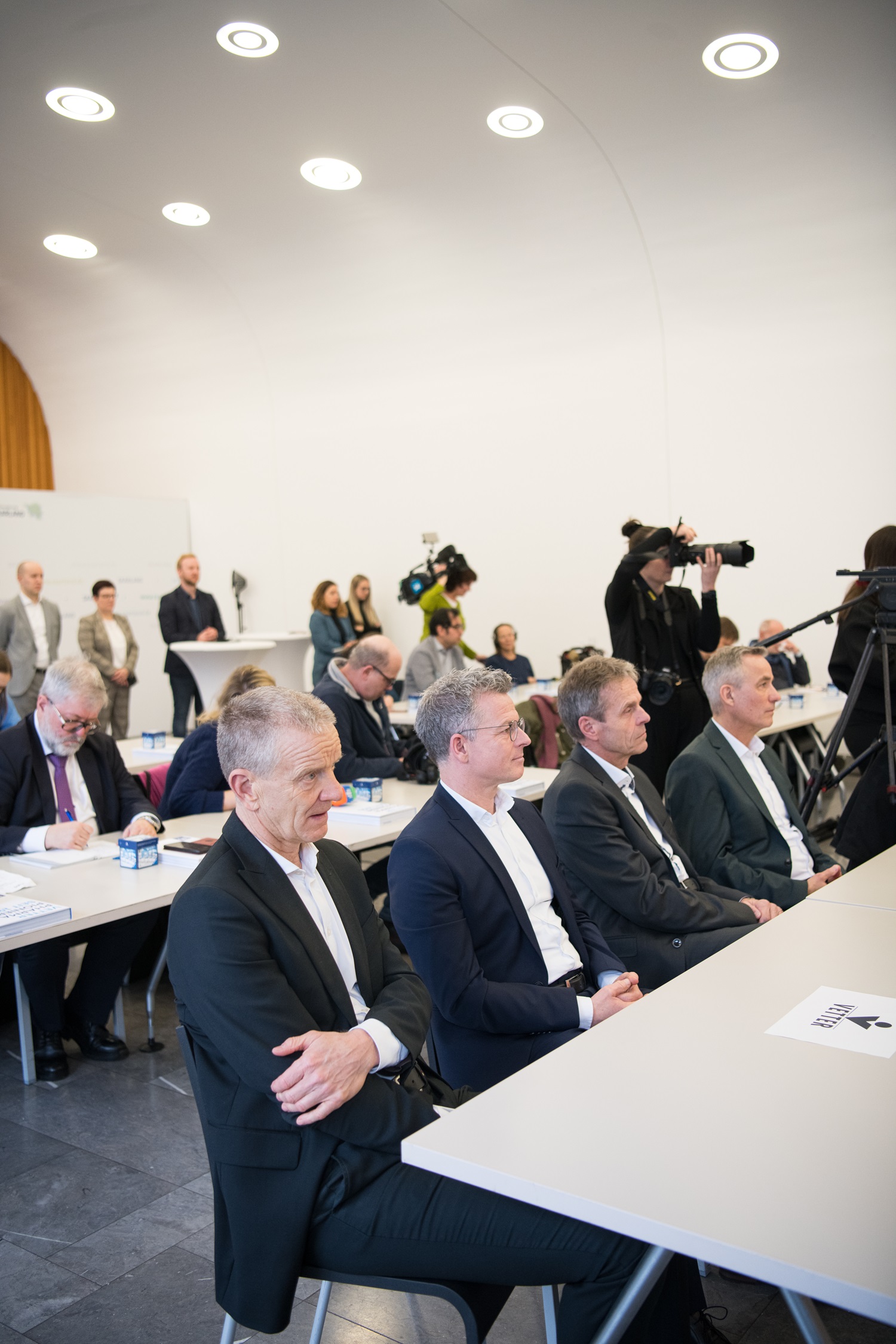 Geschäftsführer Henryk Badack, Senior Project Coordinator Thomas Otto, Senior Vice President Bernd Stauß und Vice President Thomas Rübekeil.
