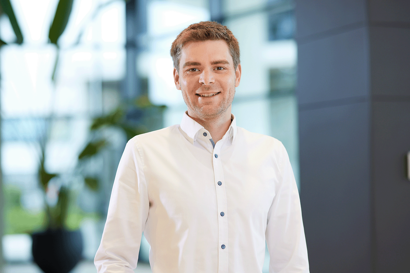 Dr. Arne Schröder